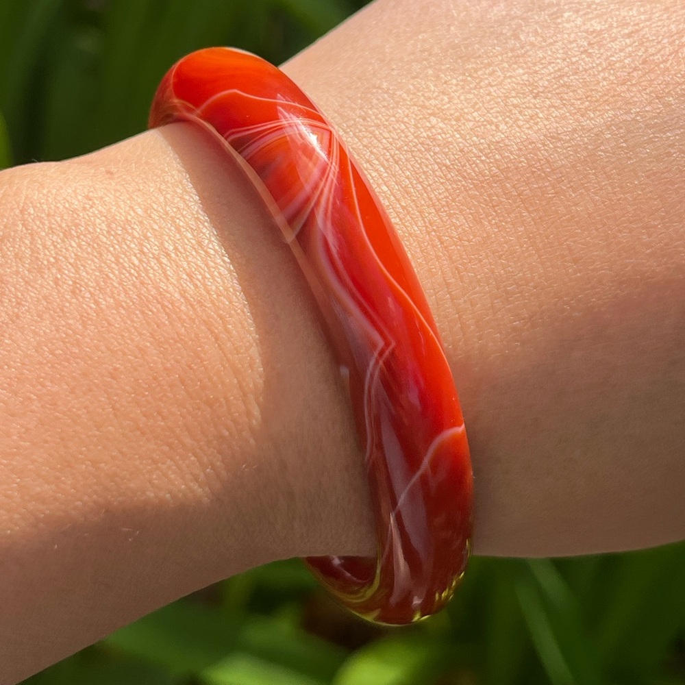 59mm inner diameter banded red carnelian bangle 0103 - Picture 6 of 8